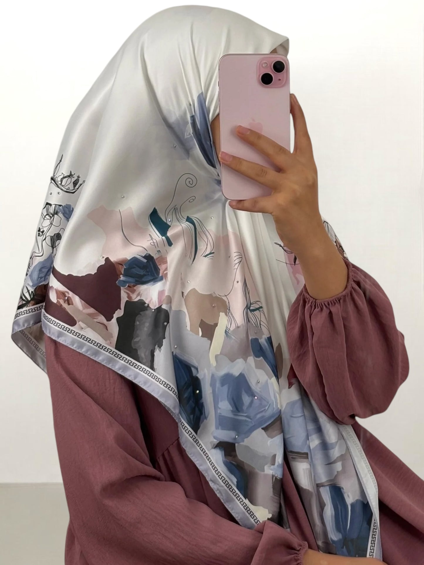 Hijab satin strass 20% silk 80% viscose 100x100 cm